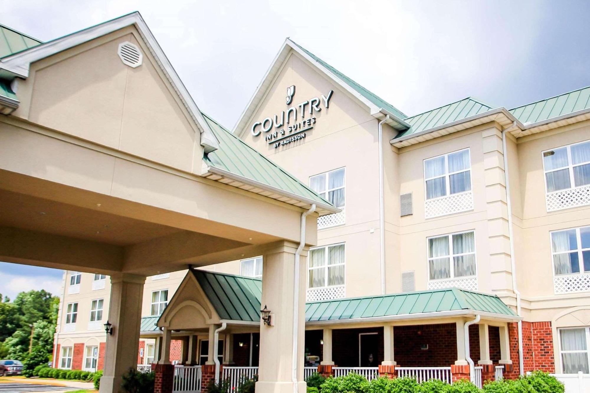 Country Inn & Suites By Radisson, Chester, Va Bagian luar foto